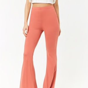NWT flaired pants ⭐️